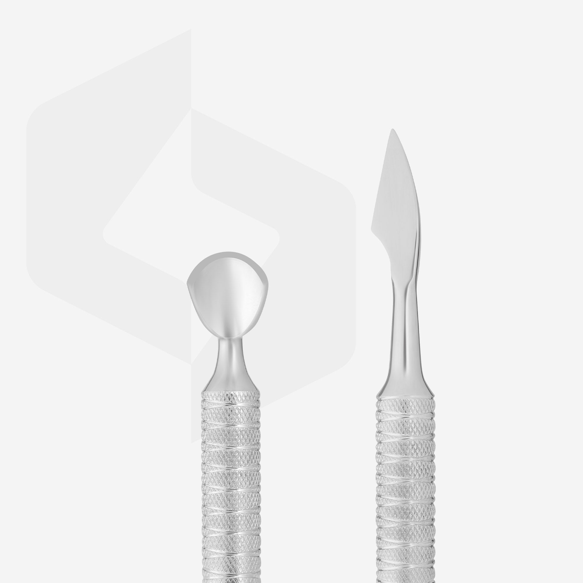 Cuticle pusher EXPERT 52 TYPE 2 (rounded curved pusher and remover)