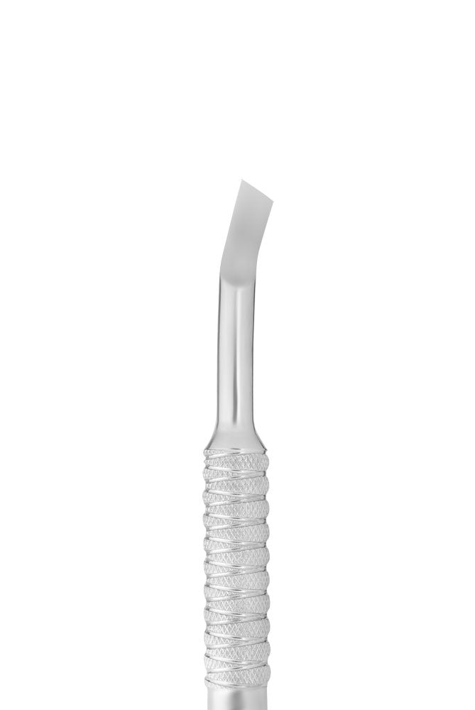 Cuticle pusher EXPERT 30 TYPE 4.3 (rounded pusher and bent blade, left side)